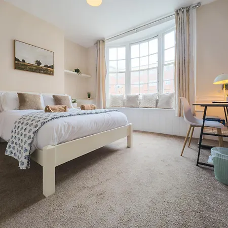 Casa Botique - Comfort Stay, Free Parking Portsmouth Exterior photo